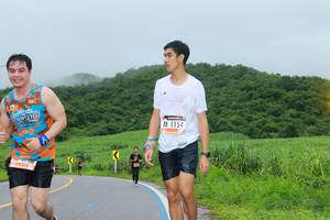 BIB: 1154
                            <button type="button" onclick="openModal(5578183)" class="btn btn-primary btn-sm float-right btn-popup" data-toggle="modal" data-target=".modal-high-quality">
                        <i class="fas fa-shopping-cart"></i> Add to Cart
                    </button>
                                            <button type="button" onclick="isThisMe(5578183, true)" class="btn btn-success btn-sm float-right btn-popup btn-isme hidden" data-toggle="tooltip" data-placement="bottom" title="นี่คือรูปของคุณใช่ไหม คลิกที่นี่เพื่อเอาเข้าอัลบั้ม">
                        <i class="fas fa-plus"></i> Add to album
                    </button>
                    <button type="button" onclick="isThisMe(5578183, false)" class="btn btn-warning btn-sm float-right btn-popup btn-isnotme hidden">
                        <i class="fas fa-ban"></i> Remove from album
                    </button>