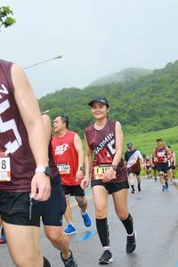 BIB: 1366
                            <button type="button" onclick="openModal(5738452)" class="btn btn-primary btn-sm float-right btn-popup" data-toggle="modal" data-target=".modal-high-quality">
                        <i class="fas fa-shopping-cart"></i> Add to Cart
                    </button>
                                            <button type="button" onclick="isThisMe(5738452, true)" class="btn btn-success btn-sm float-right btn-popup btn-isme hidden" data-toggle="tooltip" data-placement="bottom" title="นี่คือรูปของคุณใช่ไหม คลิกที่นี่เพื่อเอาเข้าอัลบั้ม">
                        <i class="fas fa-plus"></i> Add to album
                    </button>
                    <button type="button" onclick="isThisMe(5738452, false)" class="btn btn-warning btn-sm float-right btn-popup btn-isnotme hidden">
                        <i class="fas fa-ban"></i> Remove from album
                    </button>