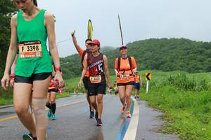 BIB: 3398, 3332
                            <button type="button" onclick="openModal(5738965)" class="btn btn-primary btn-sm float-right btn-popup" data-toggle="modal" data-target=".modal-high-quality">
                        <i class="fas fa-shopping-cart"></i> Add to Cart
                    </button>
                                            <button type="button" onclick="isThisMe(5738965, true)" class="btn btn-success btn-sm float-right btn-popup btn-isme hidden" data-toggle="tooltip" data-placement="bottom" title="นี่คือรูปของคุณใช่ไหม คลิกที่นี่เพื่อเอาเข้าอัลบั้ม">
                        <i class="fas fa-plus"></i> Add to album
                    </button>
                    <button type="button" onclick="isThisMe(5738965, false)" class="btn btn-warning btn-sm float-right btn-popup btn-isnotme hidden">
                        <i class="fas fa-ban"></i> Remove from album
                    </button>