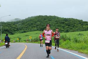 BIB: 112
                            <button type="button" onclick="openModal(5588602)" class="btn btn-primary btn-sm float-right btn-popup" data-toggle="modal" data-target=".modal-high-quality">
                        <i class="fas fa-shopping-cart"></i> Add to Cart
                    </button>
                                            <button type="button" onclick="isThisMe(5588602, true)" class="btn btn-success btn-sm float-right btn-popup btn-isme hidden" data-toggle="tooltip" data-placement="bottom" title="นี่คือรูปของคุณใช่ไหม คลิกที่นี่เพื่อเอาเข้าอัลบั้ม">
                        <i class="fas fa-plus"></i> Add to album
                    </button>
                    <button type="button" onclick="isThisMe(5588602, false)" class="btn btn-warning btn-sm float-right btn-popup btn-isnotme hidden">
                        <i class="fas fa-ban"></i> Remove from album
                    </button>