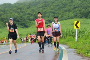 BIB: 3083, 3273, 1580
                            <button type="button" onclick="openModal(5738794)" class="btn btn-primary btn-sm float-right btn-popup" data-toggle="modal" data-target=".modal-high-quality">
                        <i class="fas fa-shopping-cart"></i> Add to Cart
                    </button>
                                            <button type="button" onclick="isThisMe(5738794, true)" class="btn btn-success btn-sm float-right btn-popup btn-isme hidden" data-toggle="tooltip" data-placement="bottom" title="นี่คือรูปของคุณใช่ไหม คลิกที่นี่เพื่อเอาเข้าอัลบั้ม">
                        <i class="fas fa-plus"></i> Add to album
                    </button>
                    <button type="button" onclick="isThisMe(5738794, false)" class="btn btn-warning btn-sm float-right btn-popup btn-isnotme hidden">
                        <i class="fas fa-ban"></i> Remove from album
                    </button>