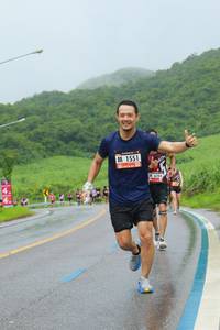 BIB: 1551, 6204
                            <button type="button" onclick="openModal(5738276)" class="btn btn-primary btn-sm float-right btn-popup" data-toggle="modal" data-target=".modal-high-quality">
                        <i class="fas fa-shopping-cart"></i> Add to Cart
                    </button>
                                            <button type="button" onclick="isThisMe(5738276, true)" class="btn btn-success btn-sm float-right btn-popup btn-isme hidden" data-toggle="tooltip" data-placement="bottom" title="นี่คือรูปของคุณใช่ไหม คลิกที่นี่เพื่อเอาเข้าอัลบั้ม">
                        <i class="fas fa-plus"></i> Add to album
                    </button>
                    <button type="button" onclick="isThisMe(5738276, false)" class="btn btn-warning btn-sm float-right btn-popup btn-isnotme hidden">
                        <i class="fas fa-ban"></i> Remove from album
                    </button>