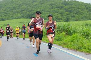 BIB: 1665, 618, 3355
                            <button type="button" onclick="openModal(5709756)" class="btn btn-primary btn-sm float-right btn-popup" data-toggle="modal" data-target=".modal-high-quality">
                        <i class="fas fa-shopping-cart"></i> Add to Cart
                    </button>
                                            <button type="button" onclick="isThisMe(5709756, true)" class="btn btn-success btn-sm float-right btn-popup btn-isme hidden" data-toggle="tooltip" data-placement="bottom" title="นี่คือรูปของคุณใช่ไหม คลิกที่นี่เพื่อเอาเข้าอัลบั้ม">
                        <i class="fas fa-plus"></i> Add to album
                    </button>
                    <button type="button" onclick="isThisMe(5709756, false)" class="btn btn-warning btn-sm float-right btn-popup btn-isnotme hidden">
                        <i class="fas fa-ban"></i> Remove from album
                    </button>