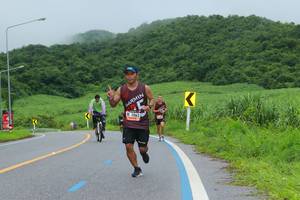 BIB: 1063
                            <button type="button" onclick="openModal(5577827)" class="btn btn-primary btn-sm float-right btn-popup" data-toggle="modal" data-target=".modal-high-quality">
                        <i class="fas fa-shopping-cart"></i> Add to Cart
                    </button>
                                            <button type="button" onclick="isThisMe(5577827, true)" class="btn btn-success btn-sm float-right btn-popup btn-isme hidden" data-toggle="tooltip" data-placement="bottom" title="นี่คือรูปของคุณใช่ไหม คลิกที่นี่เพื่อเอาเข้าอัลบั้ม">
                        <i class="fas fa-plus"></i> Add to album
                    </button>
                    <button type="button" onclick="isThisMe(5577827, false)" class="btn btn-warning btn-sm float-right btn-popup btn-isnotme hidden">
                        <i class="fas fa-ban"></i> Remove from album
                    </button>