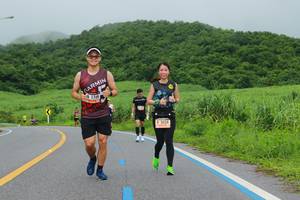 BIB: 1749, 3434
                            <button type="button" onclick="openModal(5594106)" class="btn btn-primary btn-sm float-right btn-popup" data-toggle="modal" data-target=".modal-high-quality">
                        <i class="fas fa-shopping-cart"></i> Add to Cart
                    </button>
                                            <button type="button" onclick="isThisMe(5594106, true)" class="btn btn-success btn-sm float-right btn-popup btn-isme hidden" data-toggle="tooltip" data-placement="bottom" title="นี่คือรูปของคุณใช่ไหม คลิกที่นี่เพื่อเอาเข้าอัลบั้ม">
                        <i class="fas fa-plus"></i> Add to album
                    </button>
                    <button type="button" onclick="isThisMe(5594106, false)" class="btn btn-warning btn-sm float-right btn-popup btn-isnotme hidden">
                        <i class="fas fa-ban"></i> Remove from album
                    </button>