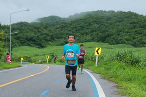 BIB: 1320
                            <button type="button" onclick="openModal(5578351)" class="btn btn-primary btn-sm float-right btn-popup" data-toggle="modal" data-target=".modal-high-quality">
                        <i class="fas fa-shopping-cart"></i> Add to Cart
                    </button>
                                            <button type="button" onclick="isThisMe(5578351, true)" class="btn btn-success btn-sm float-right btn-popup btn-isme hidden" data-toggle="tooltip" data-placement="bottom" title="นี่คือรูปของคุณใช่ไหม คลิกที่นี่เพื่อเอาเข้าอัลบั้ม">
                        <i class="fas fa-plus"></i> Add to album
                    </button>
                    <button type="button" onclick="isThisMe(5578351, false)" class="btn btn-warning btn-sm float-right btn-popup btn-isnotme hidden">
                        <i class="fas fa-ban"></i> Remove from album
                    </button>