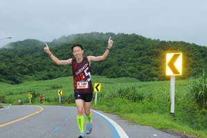 BIB: 1686
                            <button type="button" onclick="openModal(5576767)" class="btn btn-primary btn-sm float-right btn-popup" data-toggle="modal" data-target=".modal-high-quality">
                        <i class="fas fa-shopping-cart"></i> Add to Cart
                    </button>
                                            <button type="button" onclick="isThisMe(5576767, true)" class="btn btn-success btn-sm float-right btn-popup btn-isme hidden" data-toggle="tooltip" data-placement="bottom" title="นี่คือรูปของคุณใช่ไหม คลิกที่นี่เพื่อเอาเข้าอัลบั้ม">
                        <i class="fas fa-plus"></i> Add to album
                    </button>
                    <button type="button" onclick="isThisMe(5576767, false)" class="btn btn-warning btn-sm float-right btn-popup btn-isnotme hidden">
                        <i class="fas fa-ban"></i> Remove from album
                    </button>