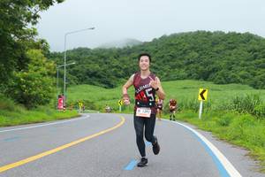 BIB: 1392
                            <button type="button" onclick="openModal(5589941)" class="btn btn-primary btn-sm float-right btn-popup" data-toggle="modal" data-target=".modal-high-quality">
                        <i class="fas fa-shopping-cart"></i> Add to Cart
                    </button>
                                            <button type="button" onclick="isThisMe(5589941, true)" class="btn btn-success btn-sm float-right btn-popup btn-isme hidden" data-toggle="tooltip" data-placement="bottom" title="นี่คือรูปของคุณใช่ไหม คลิกที่นี่เพื่อเอาเข้าอัลบั้ม">
                        <i class="fas fa-plus"></i> Add to album
                    </button>
                    <button type="button" onclick="isThisMe(5589941, false)" class="btn btn-warning btn-sm float-right btn-popup btn-isnotme hidden">
                        <i class="fas fa-ban"></i> Remove from album
                    </button>