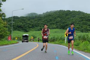 BIB: 1380, 1278
                            <button type="button" onclick="openModal(5577785)" class="btn btn-primary btn-sm float-right btn-popup" data-toggle="modal" data-target=".modal-high-quality">
                        <i class="fas fa-shopping-cart"></i> Add to Cart
                    </button>
                                            <button type="button" onclick="isThisMe(5577785, true)" class="btn btn-success btn-sm float-right btn-popup btn-isme hidden" data-toggle="tooltip" data-placement="bottom" title="นี่คือรูปของคุณใช่ไหม คลิกที่นี่เพื่อเอาเข้าอัลบั้ม">
                        <i class="fas fa-plus"></i> Add to album
                    </button>
                    <button type="button" onclick="isThisMe(5577785, false)" class="btn btn-warning btn-sm float-right btn-popup btn-isnotme hidden">
                        <i class="fas fa-ban"></i> Remove from album
                    </button>