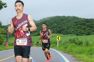 BIB: 1569, 1228
                            <button type="button" onclick="openModal(5577222)" class="btn btn-primary btn-sm float-right btn-popup" data-toggle="modal" data-target=".modal-high-quality">
                        <i class="fas fa-shopping-cart"></i> Add to Cart
                    </button>
                                            <button type="button" onclick="isThisMe(5577222, true)" class="btn btn-success btn-sm float-right btn-popup btn-isme hidden" data-toggle="tooltip" data-placement="bottom" title="นี่คือรูปของคุณใช่ไหม คลิกที่นี่เพื่อเอาเข้าอัลบั้ม">
                        <i class="fas fa-plus"></i> Add to album
                    </button>
                    <button type="button" onclick="isThisMe(5577222, false)" class="btn btn-warning btn-sm float-right btn-popup btn-isnotme hidden">
                        <i class="fas fa-ban"></i> Remove from album
                    </button>