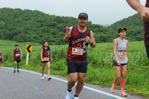 BIB: 1513, 303
                            <button type="button" onclick="openModal(5602055)" class="btn btn-primary btn-sm float-right btn-popup" data-toggle="modal" data-target=".modal-high-quality">
                        <i class="fas fa-shopping-cart"></i> Add to Cart
                    </button>
                                            <button type="button" onclick="isThisMe(5602055, true)" class="btn btn-success btn-sm float-right btn-popup btn-isme hidden" data-toggle="tooltip" data-placement="bottom" title="นี่คือรูปของคุณใช่ไหม คลิกที่นี่เพื่อเอาเข้าอัลบั้ม">
                        <i class="fas fa-plus"></i> Add to album
                    </button>
                    <button type="button" onclick="isThisMe(5602055, false)" class="btn btn-warning btn-sm float-right btn-popup btn-isnotme hidden">
                        <i class="fas fa-ban"></i> Remove from album
                    </button>