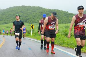 BIB: 1600, 1604
                            <button type="button" onclick="openModal(5735204)" class="btn btn-primary btn-sm float-right btn-popup" data-toggle="modal" data-target=".modal-high-quality">
                        <i class="fas fa-shopping-cart"></i> Add to Cart
                    </button>
                                            <button type="button" onclick="isThisMe(5735204, true)" class="btn btn-success btn-sm float-right btn-popup btn-isme hidden" data-toggle="tooltip" data-placement="bottom" title="นี่คือรูปของคุณใช่ไหม คลิกที่นี่เพื่อเอาเข้าอัลบั้ม">
                        <i class="fas fa-plus"></i> Add to album
                    </button>
                    <button type="button" onclick="isThisMe(5735204, false)" class="btn btn-warning btn-sm float-right btn-popup btn-isnotme hidden">
                        <i class="fas fa-ban"></i> Remove from album
                    </button>