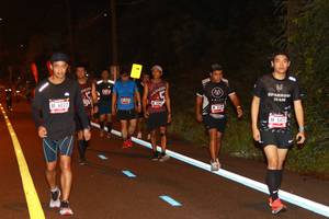 BIB: 6027, 129, 5477
                            <button type="button" onclick="openModal(5572700)" class="btn btn-primary btn-sm float-right btn-popup" data-toggle="modal" data-target=".modal-high-quality">
                        <i class="fas fa-shopping-cart"></i> Add to Cart
                    </button>
                                            <button type="button" onclick="isThisMe(5572700, true)" class="btn btn-success btn-sm float-right btn-popup btn-isme hidden" data-toggle="tooltip" data-placement="bottom" title="นี่คือรูปของคุณใช่ไหม คลิกที่นี่เพื่อเอาเข้าอัลบั้ม">
                        <i class="fas fa-plus"></i> Add to album
                    </button>
                    <button type="button" onclick="isThisMe(5572700, false)" class="btn btn-warning btn-sm float-right btn-popup btn-isnotme hidden">
                        <i class="fas fa-ban"></i> Remove from album
                    </button>