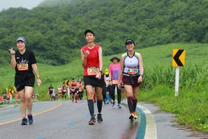 BIB: 3083, 3273, 1580
                            <button type="button" onclick="openModal(5738802)" class="btn btn-primary btn-sm float-right btn-popup" data-toggle="modal" data-target=".modal-high-quality">
                        <i class="fas fa-shopping-cart"></i> Add to Cart
                    </button>
                                            <button type="button" onclick="isThisMe(5738802, true)" class="btn btn-success btn-sm float-right btn-popup btn-isme hidden" data-toggle="tooltip" data-placement="bottom" title="นี่คือรูปของคุณใช่ไหม คลิกที่นี่เพื่อเอาเข้าอัลบั้ม">
                        <i class="fas fa-plus"></i> Add to album
                    </button>
                    <button type="button" onclick="isThisMe(5738802, false)" class="btn btn-warning btn-sm float-right btn-popup btn-isnotme hidden">
                        <i class="fas fa-ban"></i> Remove from album
                    </button>