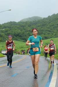 BIB: 6198, 3391
                            <button type="button" onclick="openModal(5736155)" class="btn btn-primary btn-sm float-right btn-popup" data-toggle="modal" data-target=".modal-high-quality">
                        <i class="fas fa-shopping-cart"></i> Add to Cart
                    </button>
                                            <button type="button" onclick="isThisMe(5736155, true)" class="btn btn-success btn-sm float-right btn-popup btn-isme hidden" data-toggle="tooltip" data-placement="bottom" title="นี่คือรูปของคุณใช่ไหม คลิกที่นี่เพื่อเอาเข้าอัลบั้ม">
                        <i class="fas fa-plus"></i> Add to album
                    </button>
                    <button type="button" onclick="isThisMe(5736155, false)" class="btn btn-warning btn-sm float-right btn-popup btn-isnotme hidden">
                        <i class="fas fa-ban"></i> Remove from album
                    </button>