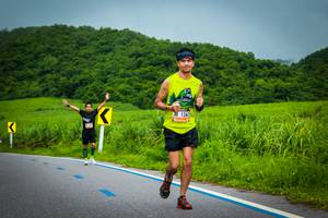 BIB: 126
                            <button type="button" onclick="openModal(5814285)" class="btn btn-primary btn-sm float-right btn-popup" data-toggle="modal" data-target=".modal-high-quality">
                        <i class="fas fa-shopping-cart"></i> Add to Cart
                    </button>
                                            <button type="button" onclick="isThisMe(5814285, true)" class="btn btn-success btn-sm float-right btn-popup btn-isme hidden" data-toggle="tooltip" data-placement="bottom" title="นี่คือรูปของคุณใช่ไหม คลิกที่นี่เพื่อเอาเข้าอัลบั้ม">
                        <i class="fas fa-plus"></i> Add to album
                    </button>
                    <button type="button" onclick="isThisMe(5814285, false)" class="btn btn-warning btn-sm float-right btn-popup btn-isnotme hidden">
                        <i class="fas fa-ban"></i> Remove from album
                    </button>