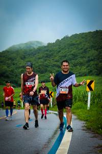 BIB: 5012, 1345
                            <button type="button" onclick="openModal(5816517)" class="btn btn-primary btn-sm float-right btn-popup" data-toggle="modal" data-target=".modal-high-quality">
                        <i class="fas fa-shopping-cart"></i> Add to Cart
                    </button>
                                            <button type="button" onclick="isThisMe(5816517, true)" class="btn btn-success btn-sm float-right btn-popup btn-isme hidden" data-toggle="tooltip" data-placement="bottom" title="นี่คือรูปของคุณใช่ไหม คลิกที่นี่เพื่อเอาเข้าอัลบั้ม">
                        <i class="fas fa-plus"></i> Add to album
                    </button>
                    <button type="button" onclick="isThisMe(5816517, false)" class="btn btn-warning btn-sm float-right btn-popup btn-isnotme hidden">
                        <i class="fas fa-ban"></i> Remove from album
                    </button>