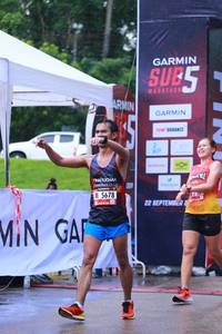 BIB: 5678
                            <button type="button" onclick="openModal(5735827)" class="btn btn-primary btn-sm float-right btn-popup" data-toggle="modal" data-target=".modal-high-quality">
                        <i class="fas fa-shopping-cart"></i> Add to Cart
                    </button>
                                            <button type="button" onclick="isThisMe(5735827, true)" class="btn btn-success btn-sm float-right btn-popup btn-isme hidden" data-toggle="tooltip" data-placement="bottom" title="นี่คือรูปของคุณใช่ไหม คลิกที่นี่เพื่อเอาเข้าอัลบั้ม">
                        <i class="fas fa-plus"></i> Add to album
                    </button>
                    <button type="button" onclick="isThisMe(5735827, false)" class="btn btn-warning btn-sm float-right btn-popup btn-isnotme hidden">
                        <i class="fas fa-ban"></i> Remove from album
                    </button>