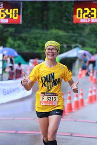 BIB: 640, 023, 3213
                            <button type="button" onclick="openModal(5735140)" class="btn btn-primary btn-sm float-right btn-popup" data-toggle="modal" data-target=".modal-high-quality">
                        <i class="fas fa-shopping-cart"></i> Add to Cart
                    </button>
                                            <button type="button" onclick="isThisMe(5735140, true)" class="btn btn-success btn-sm float-right btn-popup btn-isme hidden" data-toggle="tooltip" data-placement="bottom" title="นี่คือรูปของคุณใช่ไหม คลิกที่นี่เพื่อเอาเข้าอัลบั้ม">
                        <i class="fas fa-plus"></i> Add to album
                    </button>
                    <button type="button" onclick="isThisMe(5735140, false)" class="btn btn-warning btn-sm float-right btn-popup btn-isnotme hidden">
                        <i class="fas fa-ban"></i> Remove from album
                    </button>