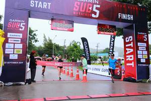 BIB: 883299, 2019
                            <button type="button" onclick="openModal(5782505)" class="btn btn-primary btn-sm float-right btn-popup" data-toggle="modal" data-target=".modal-high-quality">
                        <i class="fas fa-shopping-cart"></i> Add to Cart
                    </button>
                                            <button type="button" onclick="isThisMe(5782505, true)" class="btn btn-success btn-sm float-right btn-popup btn-isme hidden" data-toggle="tooltip" data-placement="bottom" title="นี่คือรูปของคุณใช่ไหม คลิกที่นี่เพื่อเอาเข้าอัลบั้ม">
                        <i class="fas fa-plus"></i> Add to album
                    </button>
                    <button type="button" onclick="isThisMe(5782505, false)" class="btn btn-warning btn-sm float-right btn-popup btn-isnotme hidden">
                        <i class="fas fa-ban"></i> Remove from album
                    </button>