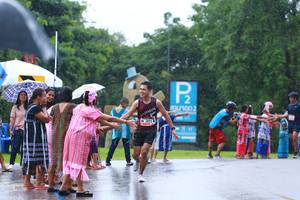 BIB: 1075
                            <button type="button" onclick="openModal(5781632)" class="btn btn-primary btn-sm float-right btn-popup" data-toggle="modal" data-target=".modal-high-quality">
                        <i class="fas fa-shopping-cart"></i> Add to Cart
                    </button>
                                            <button type="button" onclick="isThisMe(5781632, true)" class="btn btn-success btn-sm float-right btn-popup btn-isme hidden" data-toggle="tooltip" data-placement="bottom" title="นี่คือรูปของคุณใช่ไหม คลิกที่นี่เพื่อเอาเข้าอัลบั้ม">
                        <i class="fas fa-plus"></i> Add to album
                    </button>
                    <button type="button" onclick="isThisMe(5781632, false)" class="btn btn-warning btn-sm float-right btn-popup btn-isnotme hidden">
                        <i class="fas fa-ban"></i> Remove from album
                    </button>