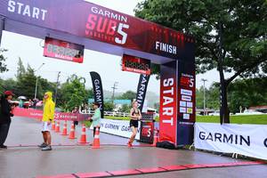 BIB: 3328
                            <button type="button" onclick="openModal(5782494)" class="btn btn-primary btn-sm float-right btn-popup" data-toggle="modal" data-target=".modal-high-quality">
                        <i class="fas fa-shopping-cart"></i> Add to Cart
                    </button>
                                            <button type="button" onclick="isThisMe(5782494, true)" class="btn btn-success btn-sm float-right btn-popup btn-isme hidden" data-toggle="tooltip" data-placement="bottom" title="นี่คือรูปของคุณใช่ไหม คลิกที่นี่เพื่อเอาเข้าอัลบั้ม">
                        <i class="fas fa-plus"></i> Add to album
                    </button>
                    <button type="button" onclick="isThisMe(5782494, false)" class="btn btn-warning btn-sm float-right btn-popup btn-isnotme hidden">
                        <i class="fas fa-ban"></i> Remove from album
                    </button>