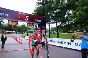 BIB: 2019, 025240
                            <button type="button" onclick="openModal(5783157)" class="btn btn-primary btn-sm float-right btn-popup" data-toggle="modal" data-target=".modal-high-quality">
                        <i class="fas fa-shopping-cart"></i> Add to Cart
                    </button>
                                            <button type="button" onclick="isThisMe(5783157, true)" class="btn btn-success btn-sm float-right btn-popup btn-isme hidden" data-toggle="tooltip" data-placement="bottom" title="นี่คือรูปของคุณใช่ไหม คลิกที่นี่เพื่อเอาเข้าอัลบั้ม">
                        <i class="fas fa-plus"></i> Add to album
                    </button>
                    <button type="button" onclick="isThisMe(5783157, false)" class="btn btn-warning btn-sm float-right btn-popup btn-isnotme hidden">
                        <i class="fas fa-ban"></i> Remove from album
                    </button>