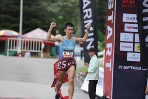 BIB: 1737
                            <button type="button" onclick="openModal(5566798)" class="btn btn-primary btn-sm float-right btn-popup" data-toggle="modal" data-target=".modal-high-quality">
                        <i class="fas fa-shopping-cart"></i> Add to Cart
                    </button>
                                            <button type="button" onclick="isThisMe(5566798, true)" class="btn btn-success btn-sm float-right btn-popup btn-isme hidden" data-toggle="tooltip" data-placement="bottom" title="นี่คือรูปของคุณใช่ไหม คลิกที่นี่เพื่อเอาเข้าอัลบั้ม">
                        <i class="fas fa-plus"></i> Add to album
                    </button>
                    <button type="button" onclick="isThisMe(5566798, false)" class="btn btn-warning btn-sm float-right btn-popup btn-isnotme hidden">
                        <i class="fas fa-ban"></i> Remove from album
                    </button>