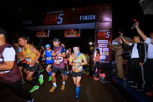 BIB: 100, 1454, 11317, 201
                            <button type="button" onclick="openModal(5783813)" class="btn btn-primary btn-sm float-right btn-popup" data-toggle="modal" data-target=".modal-high-quality">
                        <i class="fas fa-shopping-cart"></i> Add to Cart
                    </button>
                                            <button type="button" onclick="isThisMe(5783813, true)" class="btn btn-success btn-sm float-right btn-popup btn-isme hidden" data-toggle="tooltip" data-placement="bottom" title="นี่คือรูปของคุณใช่ไหม คลิกที่นี่เพื่อเอาเข้าอัลบั้ม">
                        <i class="fas fa-plus"></i> Add to album
                    </button>
                    <button type="button" onclick="isThisMe(5783813, false)" class="btn btn-warning btn-sm float-right btn-popup btn-isnotme hidden">
                        <i class="fas fa-ban"></i> Remove from album
                    </button>