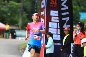 BIB: 1304
                            <button type="button" onclick="openModal(5566879)" class="btn btn-primary btn-sm float-right btn-popup" data-toggle="modal" data-target=".modal-high-quality">
                        <i class="fas fa-shopping-cart"></i> Add to Cart
                    </button>
                                            <button type="button" onclick="isThisMe(5566879, true)" class="btn btn-success btn-sm float-right btn-popup btn-isme hidden" data-toggle="tooltip" data-placement="bottom" title="นี่คือรูปของคุณใช่ไหม คลิกที่นี่เพื่อเอาเข้าอัลบั้ม">
                        <i class="fas fa-plus"></i> Add to album
                    </button>
                    <button type="button" onclick="isThisMe(5566879, false)" class="btn btn-warning btn-sm float-right btn-popup btn-isnotme hidden">
                        <i class="fas fa-ban"></i> Remove from album
                    </button>