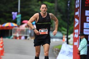 BIB: 1309
                            <button type="button" onclick="openModal(5566928)" class="btn btn-primary btn-sm float-right btn-popup" data-toggle="modal" data-target=".modal-high-quality">
                        <i class="fas fa-shopping-cart"></i> Add to Cart
                    </button>
                                            <button type="button" onclick="isThisMe(5566928, true)" class="btn btn-success btn-sm float-right btn-popup btn-isme hidden" data-toggle="tooltip" data-placement="bottom" title="นี่คือรูปของคุณใช่ไหม คลิกที่นี่เพื่อเอาเข้าอัลบั้ม">
                        <i class="fas fa-plus"></i> Add to album
                    </button>
                    <button type="button" onclick="isThisMe(5566928, false)" class="btn btn-warning btn-sm float-right btn-popup btn-isnotme hidden">
                        <i class="fas fa-ban"></i> Remove from album
                    </button>