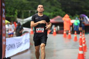 BIB: 6131
                            <button type="button" onclick="openModal(5568916)" class="btn btn-primary btn-sm float-right btn-popup" data-toggle="modal" data-target=".modal-high-quality">
                        <i class="fas fa-shopping-cart"></i> Add to Cart
                    </button>
                                            <button type="button" onclick="isThisMe(5568916, true)" class="btn btn-success btn-sm float-right btn-popup btn-isme hidden" data-toggle="tooltip" data-placement="bottom" title="นี่คือรูปของคุณใช่ไหม คลิกที่นี่เพื่อเอาเข้าอัลบั้ม">
                        <i class="fas fa-plus"></i> Add to album
                    </button>
                    <button type="button" onclick="isThisMe(5568916, false)" class="btn btn-warning btn-sm float-right btn-popup btn-isnotme hidden">
                        <i class="fas fa-ban"></i> Remove from album
                    </button>