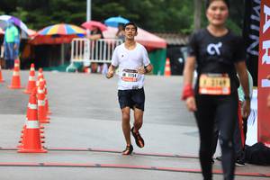 BIB: 1154
                            <button type="button" onclick="openModal(5567698)" class="btn btn-primary btn-sm float-right btn-popup" data-toggle="modal" data-target=".modal-high-quality">
                        <i class="fas fa-shopping-cart"></i> Add to Cart
                    </button>
                                            <button type="button" onclick="isThisMe(5567698, true)" class="btn btn-success btn-sm float-right btn-popup btn-isme hidden" data-toggle="tooltip" data-placement="bottom" title="นี่คือรูปของคุณใช่ไหม คลิกที่นี่เพื่อเอาเข้าอัลบั้ม">
                        <i class="fas fa-plus"></i> Add to album
                    </button>
                    <button type="button" onclick="isThisMe(5567698, false)" class="btn btn-warning btn-sm float-right btn-popup btn-isnotme hidden">
                        <i class="fas fa-ban"></i> Remove from album
                    </button>