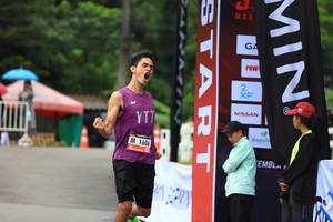 BIB: 1606, 
                            <button type="button" onclick="openModal(5567006)" class="btn btn-primary btn-sm float-right btn-popup" data-toggle="modal" data-target=".modal-high-quality">
                        <i class="fas fa-shopping-cart"></i> Add to Cart
                    </button>
                                            <button type="button" onclick="isThisMe(5567006, true)" class="btn btn-success btn-sm float-right btn-popup btn-isme hidden" data-toggle="tooltip" data-placement="bottom" title="นี่คือรูปของคุณใช่ไหม คลิกที่นี่เพื่อเอาเข้าอัลบั้ม">
                        <i class="fas fa-plus"></i> Add to album
                    </button>
                    <button type="button" onclick="isThisMe(5567006, false)" class="btn btn-warning btn-sm float-right btn-popup btn-isnotme hidden">
                        <i class="fas fa-ban"></i> Remove from album
                    </button>