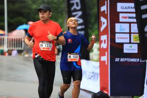 BIB: 1223, 1332
                            <button type="button" onclick="openModal(5568519)" class="btn btn-primary btn-sm float-right btn-popup" data-toggle="modal" data-target=".modal-high-quality">
                        <i class="fas fa-shopping-cart"></i> Add to Cart
                    </button>
                                            <button type="button" onclick="isThisMe(5568519, true)" class="btn btn-success btn-sm float-right btn-popup btn-isme hidden" data-toggle="tooltip" data-placement="bottom" title="นี่คือรูปของคุณใช่ไหม คลิกที่นี่เพื่อเอาเข้าอัลบั้ม">
                        <i class="fas fa-plus"></i> Add to album
                    </button>
                    <button type="button" onclick="isThisMe(5568519, false)" class="btn btn-warning btn-sm float-right btn-popup btn-isnotme hidden">
                        <i class="fas fa-ban"></i> Remove from album
                    </button>