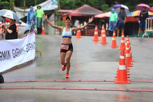 BIB: 7177
                            <button type="button" onclick="openModal(5568095)" class="btn btn-primary btn-sm float-right btn-popup" data-toggle="modal" data-target=".modal-high-quality">
                        <i class="fas fa-shopping-cart"></i> Add to Cart
                    </button>
                                            <button type="button" onclick="isThisMe(5568095, true)" class="btn btn-success btn-sm float-right btn-popup btn-isme hidden" data-toggle="tooltip" data-placement="bottom" title="นี่คือรูปของคุณใช่ไหม คลิกที่นี่เพื่อเอาเข้าอัลบั้ม">
                        <i class="fas fa-plus"></i> Add to album
                    </button>
                    <button type="button" onclick="isThisMe(5568095, false)" class="btn btn-warning btn-sm float-right btn-popup btn-isnotme hidden">
                        <i class="fas fa-ban"></i> Remove from album
                    </button>