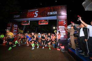 BIB: 2019
                            <button type="button" onclick="openModal(5783816)" class="btn btn-primary btn-sm float-right btn-popup" data-toggle="modal" data-target=".modal-high-quality">
                        <i class="fas fa-shopping-cart"></i> Add to Cart
                    </button>
                                            <button type="button" onclick="isThisMe(5783816, true)" class="btn btn-success btn-sm float-right btn-popup btn-isme hidden" data-toggle="tooltip" data-placement="bottom" title="นี่คือรูปของคุณใช่ไหม คลิกที่นี่เพื่อเอาเข้าอัลบั้ม">
                        <i class="fas fa-plus"></i> Add to album
                    </button>
                    <button type="button" onclick="isThisMe(5783816, false)" class="btn btn-warning btn-sm float-right btn-popup btn-isnotme hidden">
                        <i class="fas fa-ban"></i> Remove from album
                    </button>