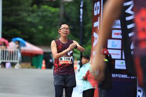 BIB: 1198
                            <button type="button" onclick="openModal(5567246)" class="btn btn-primary btn-sm float-right btn-popup" data-toggle="modal" data-target=".modal-high-quality">
                        <i class="fas fa-shopping-cart"></i> Add to Cart
                    </button>
                                            <button type="button" onclick="isThisMe(5567246, true)" class="btn btn-success btn-sm float-right btn-popup btn-isme hidden" data-toggle="tooltip" data-placement="bottom" title="นี่คือรูปของคุณใช่ไหม คลิกที่นี่เพื่อเอาเข้าอัลบั้ม">
                        <i class="fas fa-plus"></i> Add to album
                    </button>
                    <button type="button" onclick="isThisMe(5567246, false)" class="btn btn-warning btn-sm float-right btn-popup btn-isnotme hidden">
                        <i class="fas fa-ban"></i> Remove from album
                    </button>