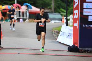 BIB: 1726
                            <button type="button" onclick="openModal(5567282)" class="btn btn-primary btn-sm float-right btn-popup" data-toggle="modal" data-target=".modal-high-quality">
                        <i class="fas fa-shopping-cart"></i> Add to Cart
                    </button>
                                            <button type="button" onclick="isThisMe(5567282, true)" class="btn btn-success btn-sm float-right btn-popup btn-isme hidden" data-toggle="tooltip" data-placement="bottom" title="นี่คือรูปของคุณใช่ไหม คลิกที่นี่เพื่อเอาเข้าอัลบั้ม">
                        <i class="fas fa-plus"></i> Add to album
                    </button>
                    <button type="button" onclick="isThisMe(5567282, false)" class="btn btn-warning btn-sm float-right btn-popup btn-isnotme hidden">
                        <i class="fas fa-ban"></i> Remove from album
                    </button>