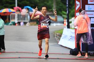 BIB: 1142
                            <button type="button" onclick="openModal(5567245)" class="btn btn-primary btn-sm float-right btn-popup" data-toggle="modal" data-target=".modal-high-quality">
                        <i class="fas fa-shopping-cart"></i> Add to Cart
                    </button>
                                            <button type="button" onclick="isThisMe(5567245, true)" class="btn btn-success btn-sm float-right btn-popup btn-isme hidden" data-toggle="tooltip" data-placement="bottom" title="นี่คือรูปของคุณใช่ไหม คลิกที่นี่เพื่อเอาเข้าอัลบั้ม">
                        <i class="fas fa-plus"></i> Add to album
                    </button>
                    <button type="button" onclick="isThisMe(5567245, false)" class="btn btn-warning btn-sm float-right btn-popup btn-isnotme hidden">
                        <i class="fas fa-ban"></i> Remove from album
                    </button>