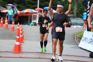 BIB: 1470
                            <button type="button" onclick="openModal(5567580)" class="btn btn-primary btn-sm float-right btn-popup" data-toggle="modal" data-target=".modal-high-quality">
                        <i class="fas fa-shopping-cart"></i> Add to Cart
                    </button>
                                            <button type="button" onclick="isThisMe(5567580, true)" class="btn btn-success btn-sm float-right btn-popup btn-isme hidden" data-toggle="tooltip" data-placement="bottom" title="นี่คือรูปของคุณใช่ไหม คลิกที่นี่เพื่อเอาเข้าอัลบั้ม">
                        <i class="fas fa-plus"></i> Add to album
                    </button>
                    <button type="button" onclick="isThisMe(5567580, false)" class="btn btn-warning btn-sm float-right btn-popup btn-isnotme hidden">
                        <i class="fas fa-ban"></i> Remove from album
                    </button>