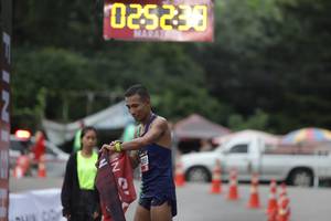 BIB: 201
                            <button type="button" onclick="openModal(5566730)" class="btn btn-primary btn-sm float-right btn-popup" data-toggle="modal" data-target=".modal-high-quality">
                        <i class="fas fa-shopping-cart"></i> Add to Cart
                    </button>
                                            <button type="button" onclick="isThisMe(5566730, true)" class="btn btn-success btn-sm float-right btn-popup btn-isme hidden" data-toggle="tooltip" data-placement="bottom" title="นี่คือรูปของคุณใช่ไหม คลิกที่นี่เพื่อเอาเข้าอัลบั้ม">
                        <i class="fas fa-plus"></i> Add to album
                    </button>
                    <button type="button" onclick="isThisMe(5566730, false)" class="btn btn-warning btn-sm float-right btn-popup btn-isnotme hidden">
                        <i class="fas fa-ban"></i> Remove from album
                    </button>