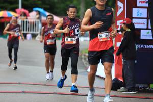 BIB: 160, 1485
                            <button type="button" onclick="openModal(5567193)" class="btn btn-primary btn-sm float-right btn-popup" data-toggle="modal" data-target=".modal-high-quality">
                        <i class="fas fa-shopping-cart"></i> Add to Cart
                    </button>
                                            <button type="button" onclick="isThisMe(5567193, true)" class="btn btn-success btn-sm float-right btn-popup btn-isme hidden" data-toggle="tooltip" data-placement="bottom" title="นี่คือรูปของคุณใช่ไหม คลิกที่นี่เพื่อเอาเข้าอัลบั้ม">
                        <i class="fas fa-plus"></i> Add to album
                    </button>
                    <button type="button" onclick="isThisMe(5567193, false)" class="btn btn-warning btn-sm float-right btn-popup btn-isnotme hidden">
                        <i class="fas fa-ban"></i> Remove from album
                    </button>