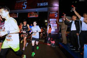 BIB: 3003, 000, 1222, 209, 3421, 1723
                            <button type="button" onclick="openModal(5783815)" class="btn btn-primary btn-sm float-right btn-popup" data-toggle="modal" data-target=".modal-high-quality">
                        <i class="fas fa-shopping-cart"></i> Add to Cart
                    </button>
                                            <button type="button" onclick="isThisMe(5783815, true)" class="btn btn-success btn-sm float-right btn-popup btn-isme hidden" data-toggle="tooltip" data-placement="bottom" title="นี่คือรูปของคุณใช่ไหม คลิกที่นี่เพื่อเอาเข้าอัลบั้ม">
                        <i class="fas fa-plus"></i> Add to album
                    </button>
                    <button type="button" onclick="isThisMe(5783815, false)" class="btn btn-warning btn-sm float-right btn-popup btn-isnotme hidden">
                        <i class="fas fa-ban"></i> Remove from album
                    </button>