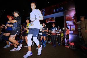 BIB: 1629, 2019
                            <button type="button" onclick="openModal(5783841)" class="btn btn-primary btn-sm float-right btn-popup" data-toggle="modal" data-target=".modal-high-quality">
                        <i class="fas fa-shopping-cart"></i> Add to Cart
                    </button>
                                            <button type="button" onclick="isThisMe(5783841, true)" class="btn btn-success btn-sm float-right btn-popup btn-isme hidden" data-toggle="tooltip" data-placement="bottom" title="นี่คือรูปของคุณใช่ไหม คลิกที่นี่เพื่อเอาเข้าอัลบั้ม">
                        <i class="fas fa-plus"></i> Add to album
                    </button>
                    <button type="button" onclick="isThisMe(5783841, false)" class="btn btn-warning btn-sm float-right btn-popup btn-isnotme hidden">
                        <i class="fas fa-ban"></i> Remove from album
                    </button>