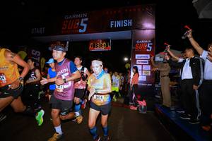 BIB: 300, 3414
                            <button type="button" onclick="openModal(5783817)" class="btn btn-primary btn-sm float-right btn-popup" data-toggle="modal" data-target=".modal-high-quality">
                        <i class="fas fa-shopping-cart"></i> Add to Cart
                    </button>
                                            <button type="button" onclick="isThisMe(5783817, true)" class="btn btn-success btn-sm float-right btn-popup btn-isme hidden" data-toggle="tooltip" data-placement="bottom" title="นี่คือรูปของคุณใช่ไหม คลิกที่นี่เพื่อเอาเข้าอัลบั้ม">
                        <i class="fas fa-plus"></i> Add to album
                    </button>
                    <button type="button" onclick="isThisMe(5783817, false)" class="btn btn-warning btn-sm float-right btn-popup btn-isnotme hidden">
                        <i class="fas fa-ban"></i> Remove from album
                    </button>