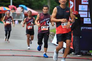 BIB: 1485
                            <button type="button" onclick="openModal(5567201)" class="btn btn-primary btn-sm float-right btn-popup" data-toggle="modal" data-target=".modal-high-quality">
                        <i class="fas fa-shopping-cart"></i> Add to Cart
                    </button>
                                            <button type="button" onclick="isThisMe(5567201, true)" class="btn btn-success btn-sm float-right btn-popup btn-isme hidden" data-toggle="tooltip" data-placement="bottom" title="นี่คือรูปของคุณใช่ไหม คลิกที่นี่เพื่อเอาเข้าอัลบั้ม">
                        <i class="fas fa-plus"></i> Add to album
                    </button>
                    <button type="button" onclick="isThisMe(5567201, false)" class="btn btn-warning btn-sm float-right btn-popup btn-isnotme hidden">
                        <i class="fas fa-ban"></i> Remove from album
                    </button>