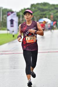 BIB: 3131
                            <button type="button" onclick="openModal(5579353)" class="btn btn-primary btn-sm float-right btn-popup" data-toggle="modal" data-target=".modal-high-quality">
                        <i class="fas fa-shopping-cart"></i> Add to Cart
                    </button>
                                            <button type="button" onclick="isThisMe(5579353, true)" class="btn btn-success btn-sm float-right btn-popup btn-isme hidden" data-toggle="tooltip" data-placement="bottom" title="นี่คือรูปของคุณใช่ไหม คลิกที่นี่เพื่อเอาเข้าอัลบั้ม">
                        <i class="fas fa-plus"></i> Add to album
                    </button>
                    <button type="button" onclick="isThisMe(5579353, false)" class="btn btn-warning btn-sm float-right btn-popup btn-isnotme hidden">
                        <i class="fas fa-ban"></i> Remove from album
                    </button>