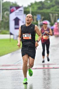 BIB: 1645
                            <button type="button" onclick="openModal(5579331)" class="btn btn-primary btn-sm float-right btn-popup" data-toggle="modal" data-target=".modal-high-quality">
                        <i class="fas fa-shopping-cart"></i> Add to Cart
                    </button>
                                            <button type="button" onclick="isThisMe(5579331, true)" class="btn btn-success btn-sm float-right btn-popup btn-isme hidden" data-toggle="tooltip" data-placement="bottom" title="นี่คือรูปของคุณใช่ไหม คลิกที่นี่เพื่อเอาเข้าอัลบั้ม">
                        <i class="fas fa-plus"></i> Add to album
                    </button>
                    <button type="button" onclick="isThisMe(5579331, false)" class="btn btn-warning btn-sm float-right btn-popup btn-isnotme hidden">
                        <i class="fas fa-ban"></i> Remove from album
                    </button>