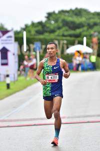 BIB: 6201
                            <button type="button" onclick="openModal(5577302)" class="btn btn-primary btn-sm float-right btn-popup" data-toggle="modal" data-target=".modal-high-quality">
                        <i class="fas fa-shopping-cart"></i> Add to Cart
                    </button>
                                            <button type="button" onclick="isThisMe(5577302, true)" class="btn btn-success btn-sm float-right btn-popup btn-isme hidden" data-toggle="tooltip" data-placement="bottom" title="นี่คือรูปของคุณใช่ไหม คลิกที่นี่เพื่อเอาเข้าอัลบั้ม">
                        <i class="fas fa-plus"></i> Add to album
                    </button>
                    <button type="button" onclick="isThisMe(5577302, false)" class="btn btn-warning btn-sm float-right btn-popup btn-isnotme hidden">
                        <i class="fas fa-ban"></i> Remove from album
                    </button>